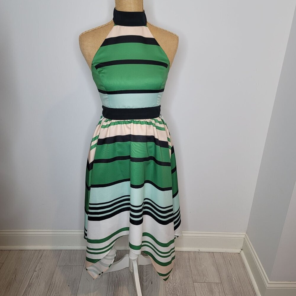 Troubadour Dress Womens‎ 2P